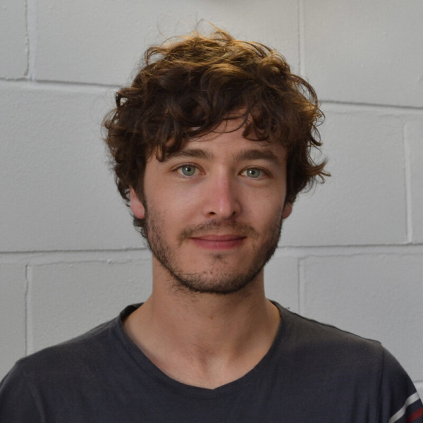 Alexander Vlahos